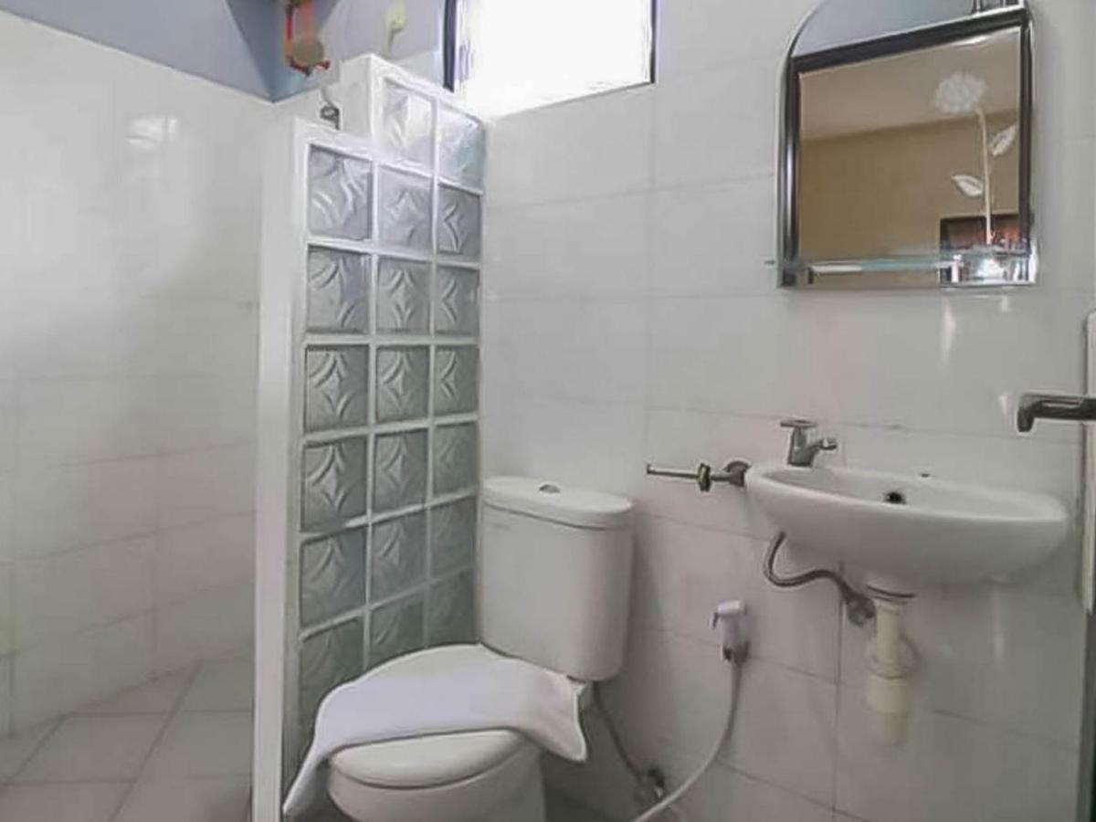 Reddoorz @ Wisma Pangrango Palangkaraya Bagian luar foto
