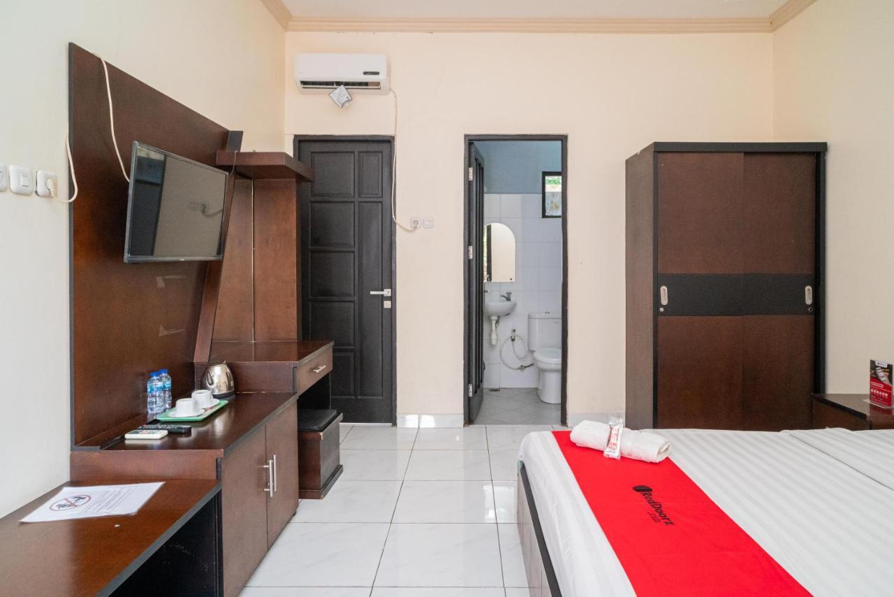 Reddoorz @ Wisma Pangrango Palangkaraya Bagian luar foto