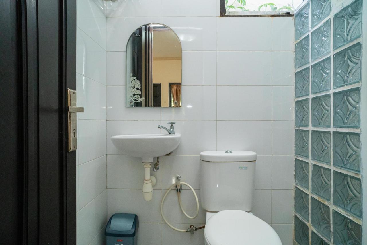 Reddoorz @ Wisma Pangrango Palangkaraya Bagian luar foto