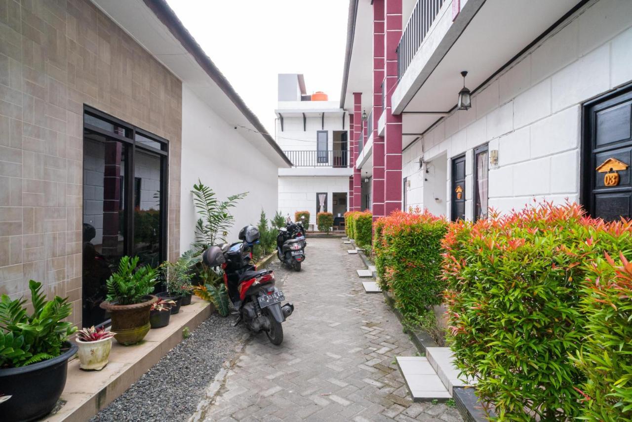Reddoorz @ Wisma Pangrango Palangkaraya Bagian luar foto